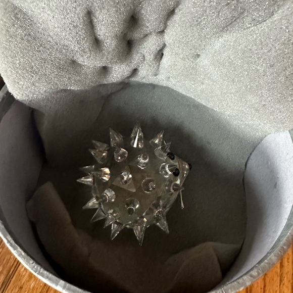 Swarovski Retired Silver Crystal Hedgehog Figure Vintage with box - Picture 5 of 7